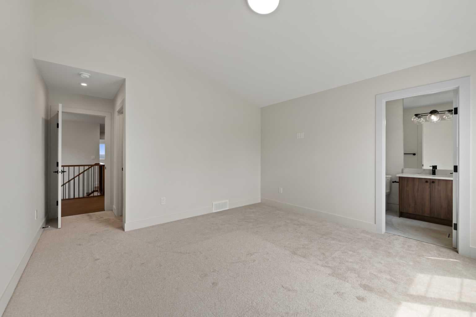 52 Patterson Rise SW