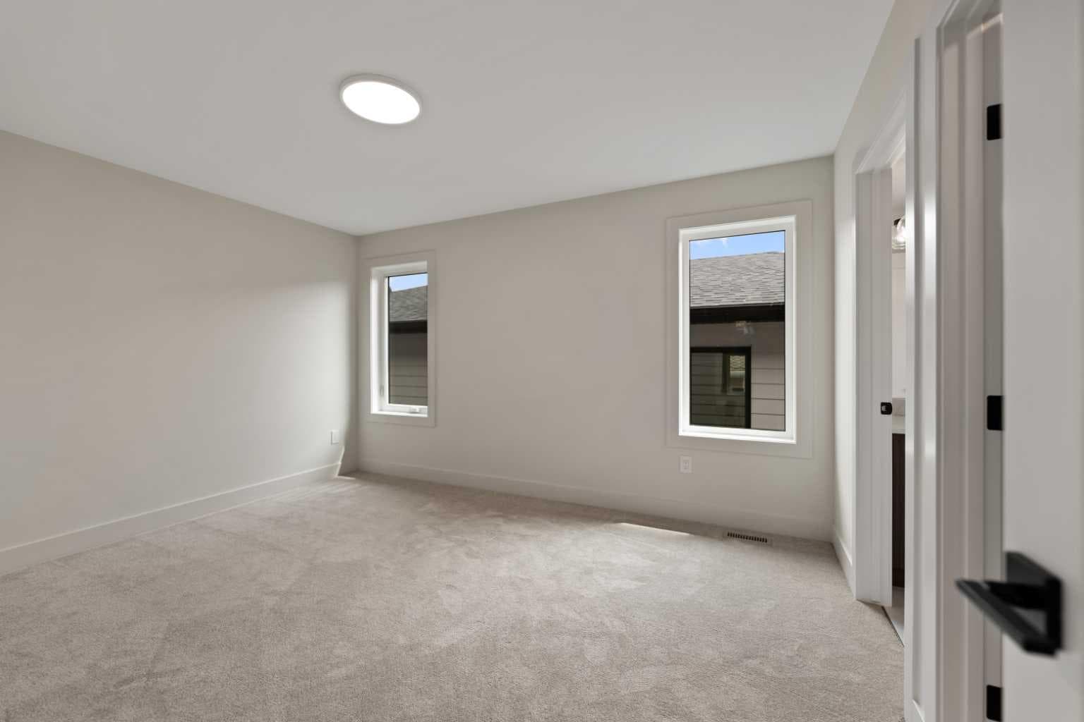 52 Patterson Rise SW