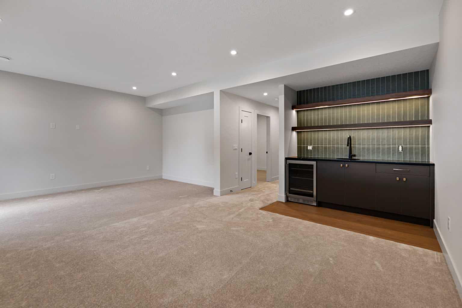 52 Patterson Rise SW