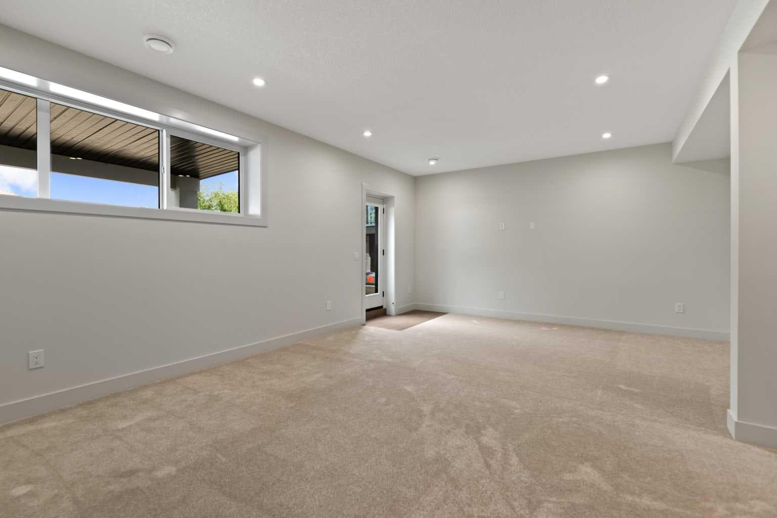 52 Patterson Rise SW