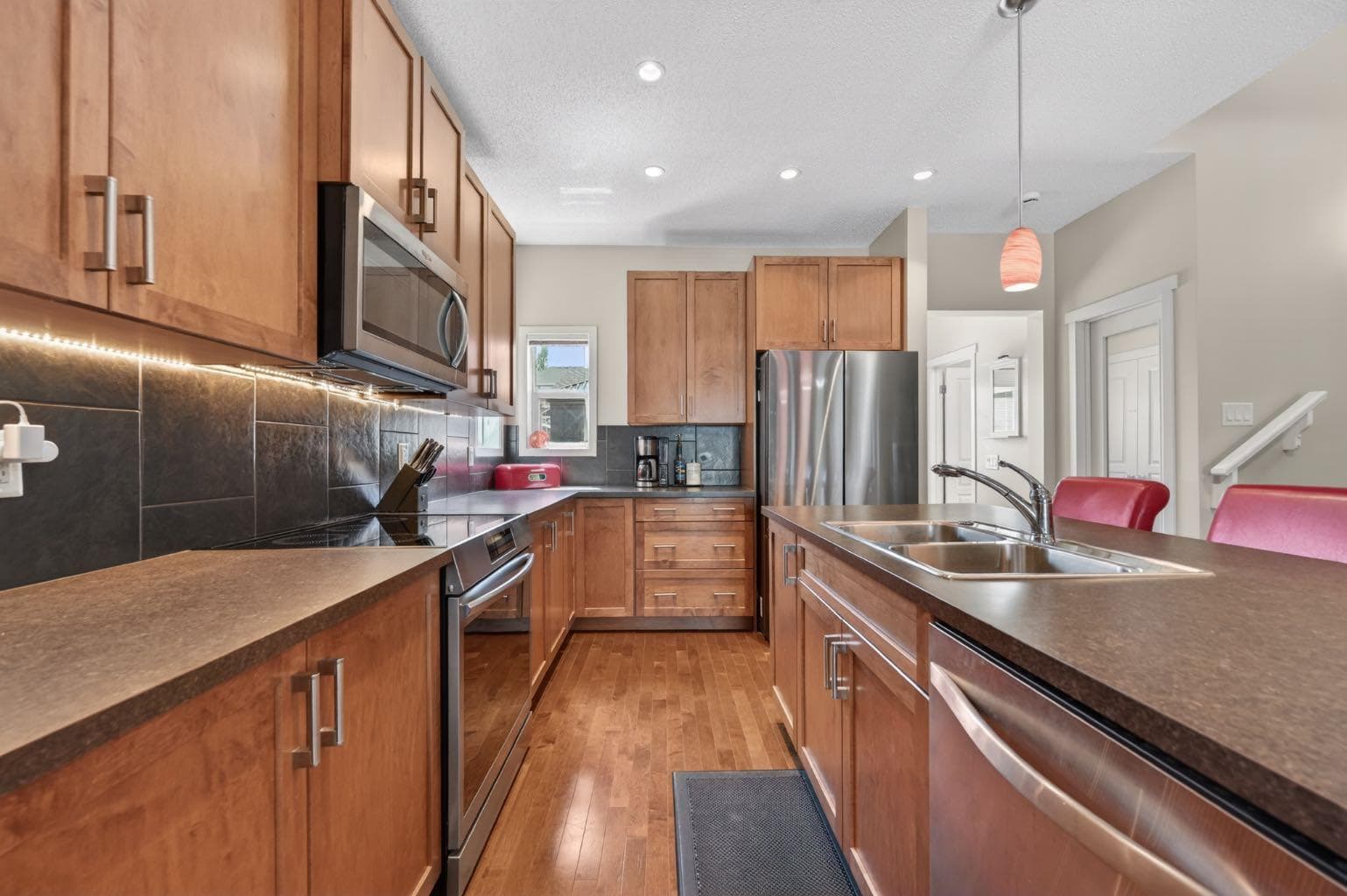 218 River Heights Green 