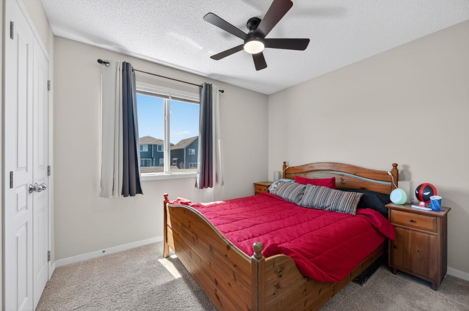 218 River Heights Green 