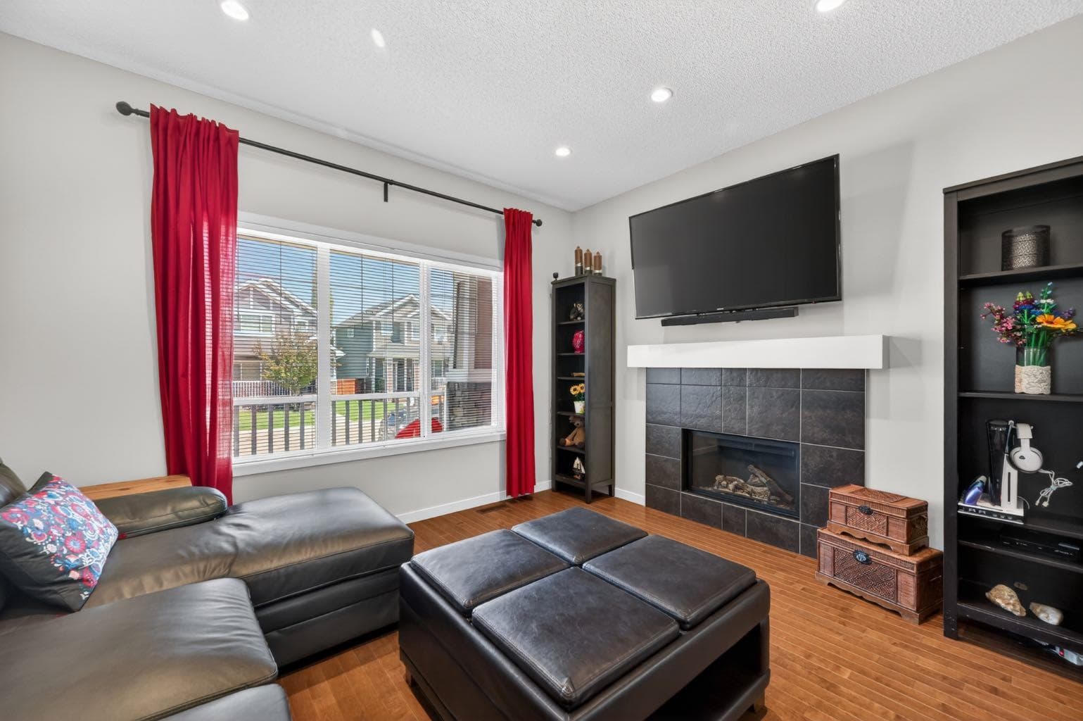 218 River Heights Green 