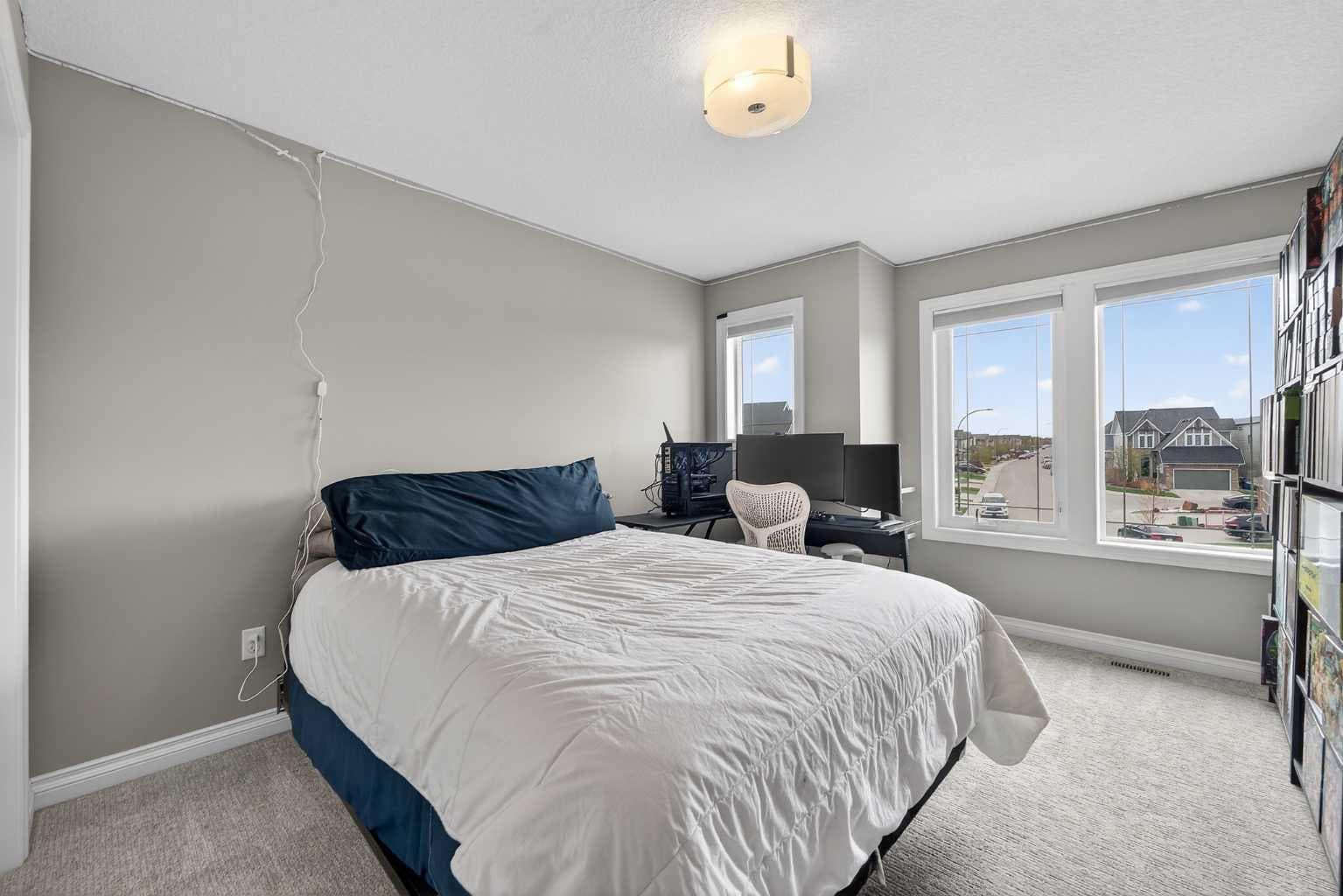 30 Evansborough View NW