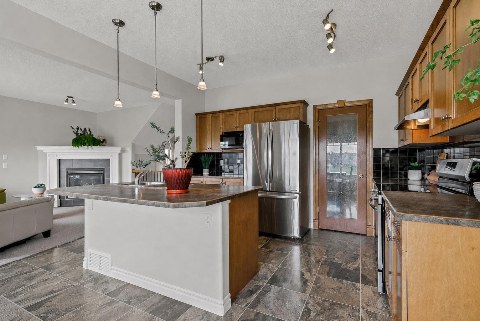 378 Sagewood Gardens SW