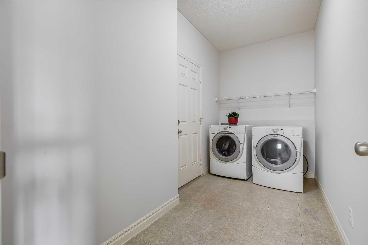 378 Sagewood Gardens SW
