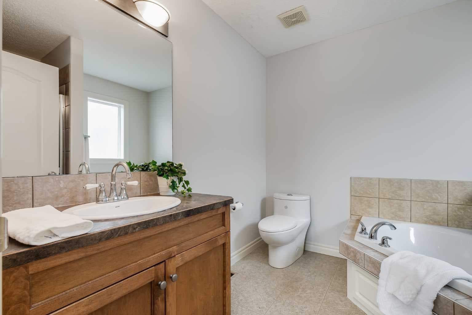 378 Sagewood Gardens SW