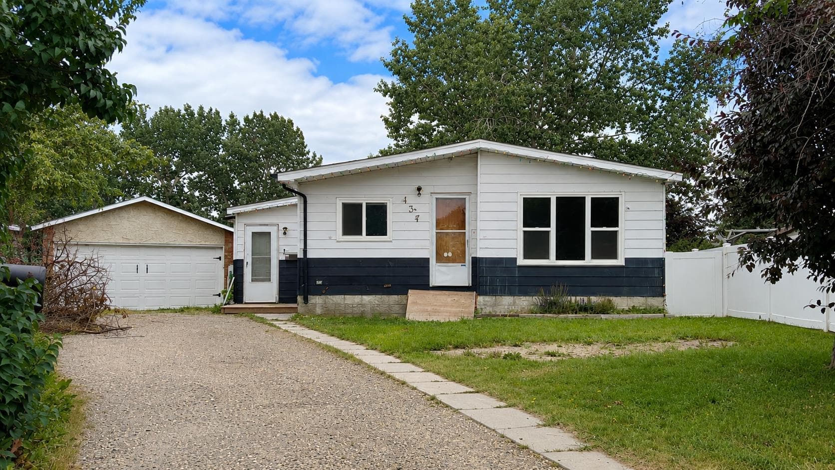 137 Big Hill Place 