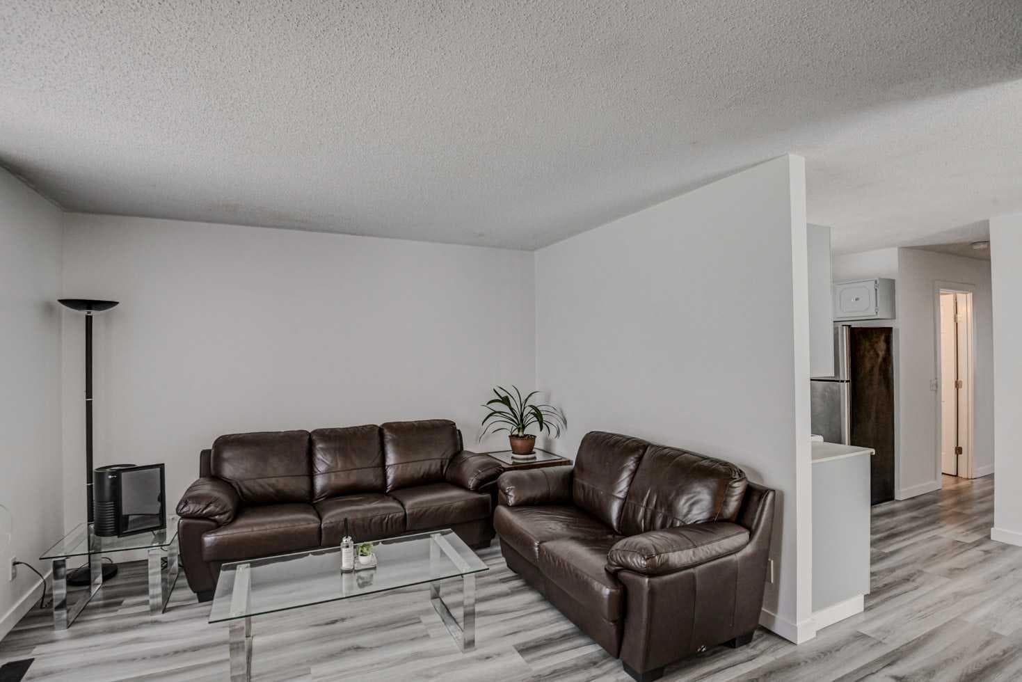 184 Erin Croft Crescent SE