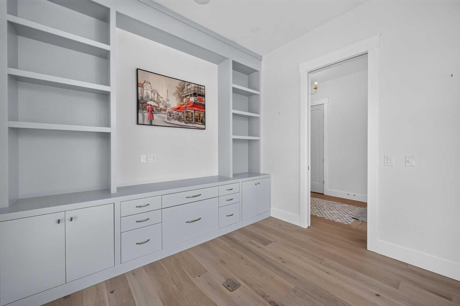 1704 26A Street SW