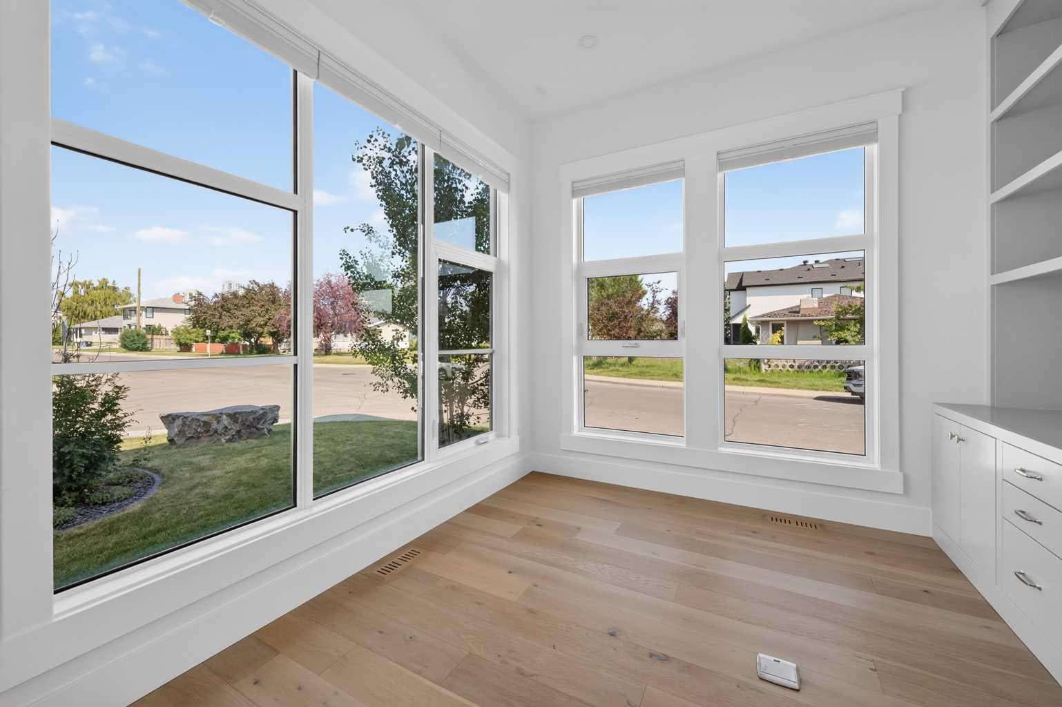 1704 26A Street SW