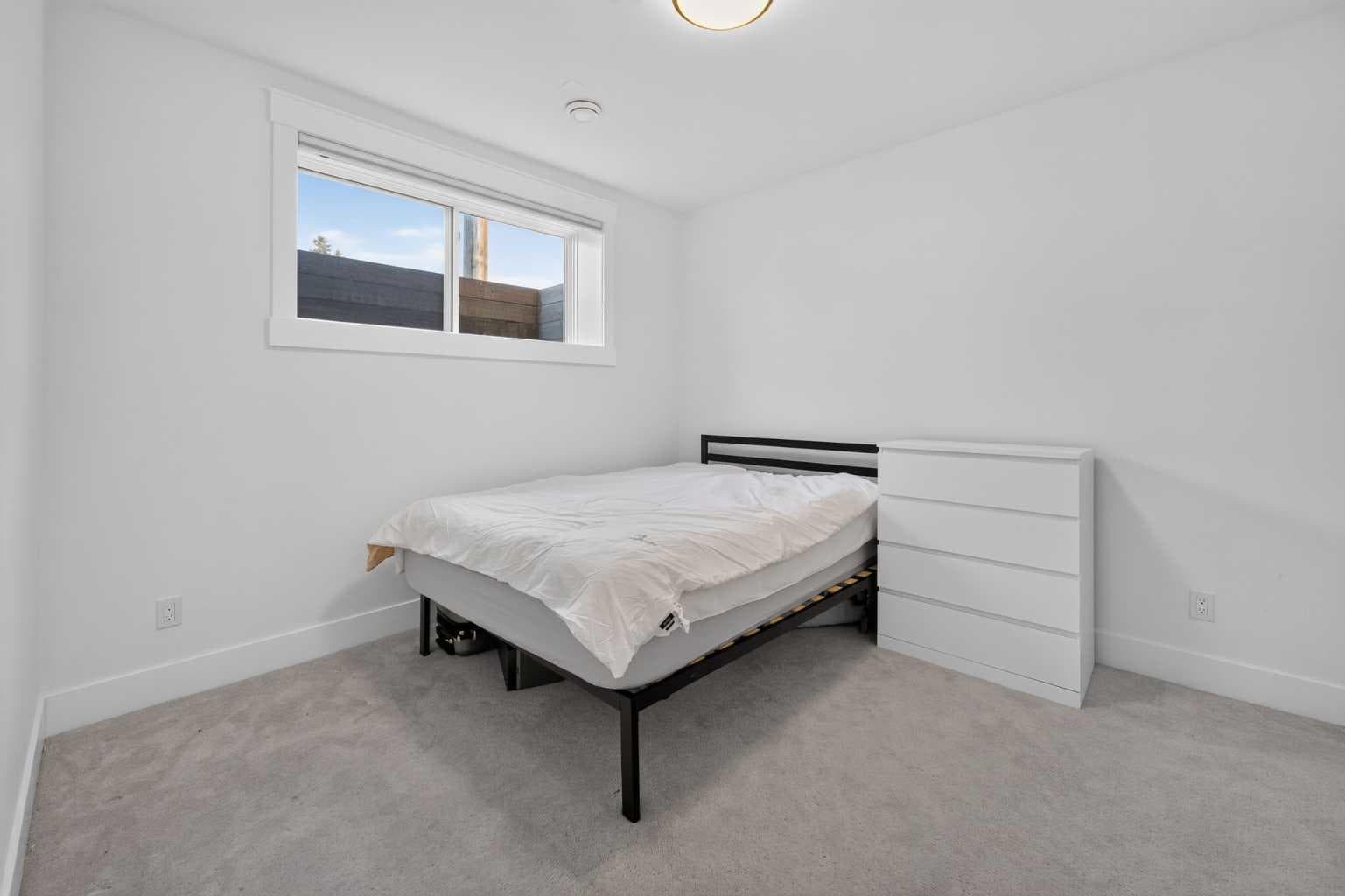 1704 26A Street SW
