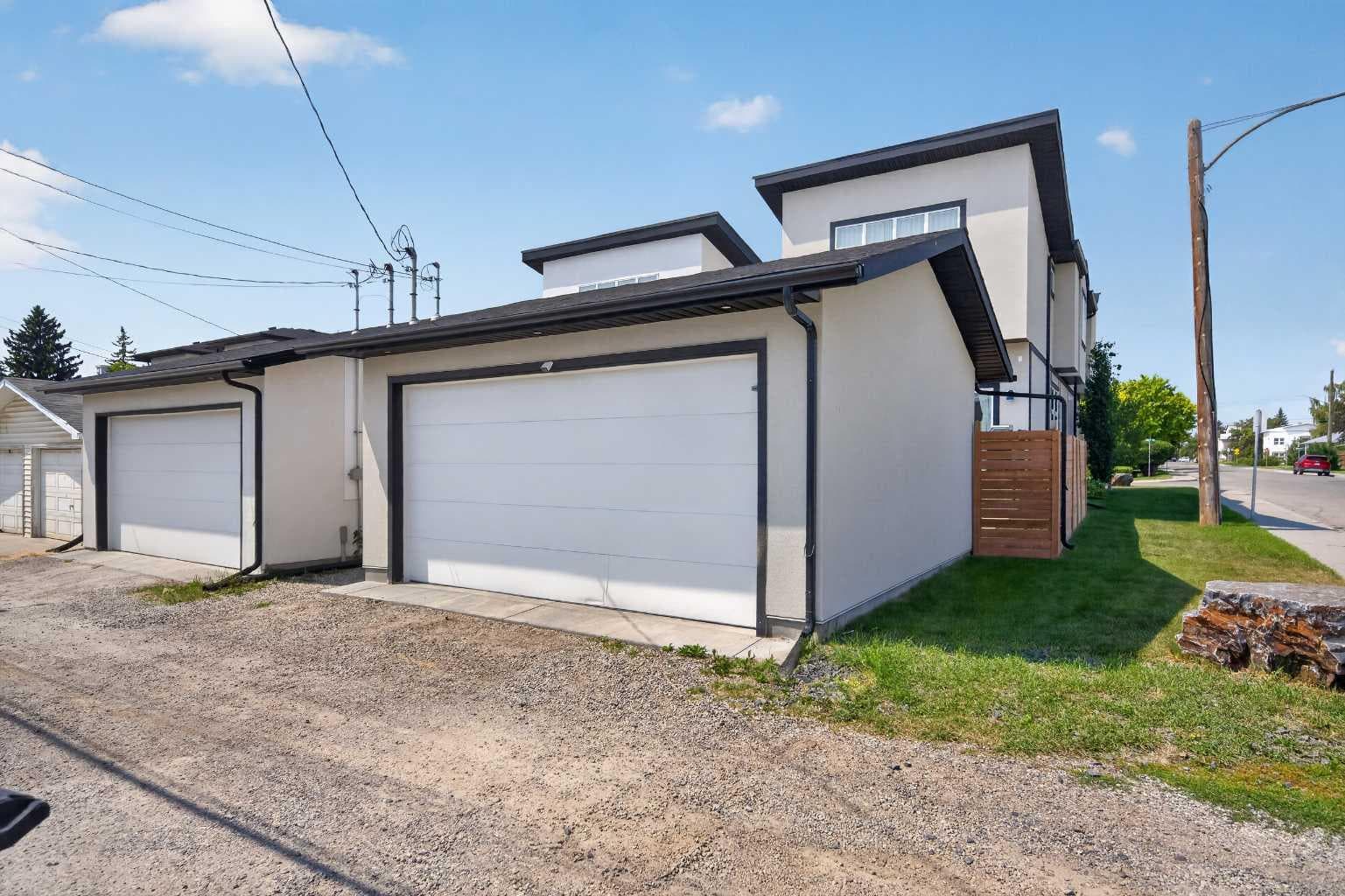 1704 26A Street SW