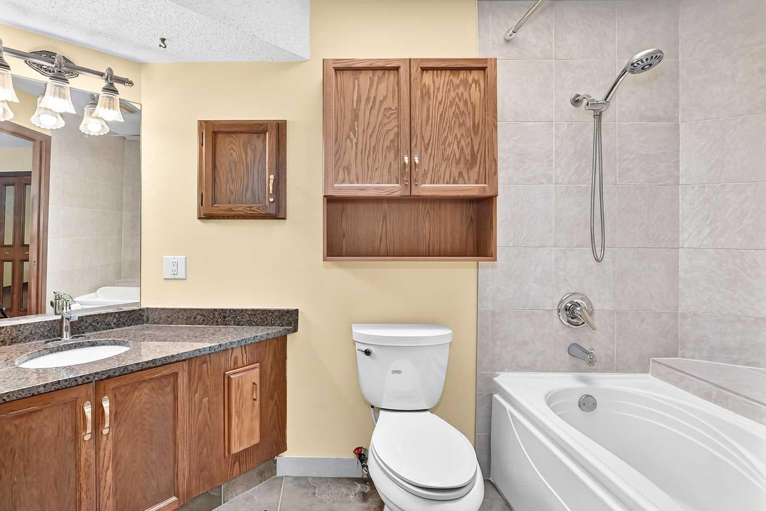 2509 Douglas Woods Link SE