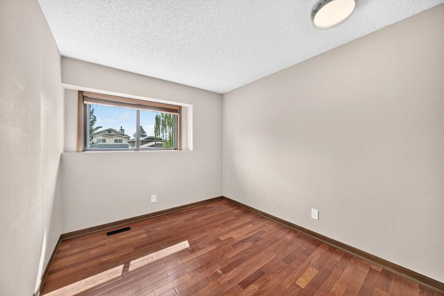 2509 Douglas Woods Link SE