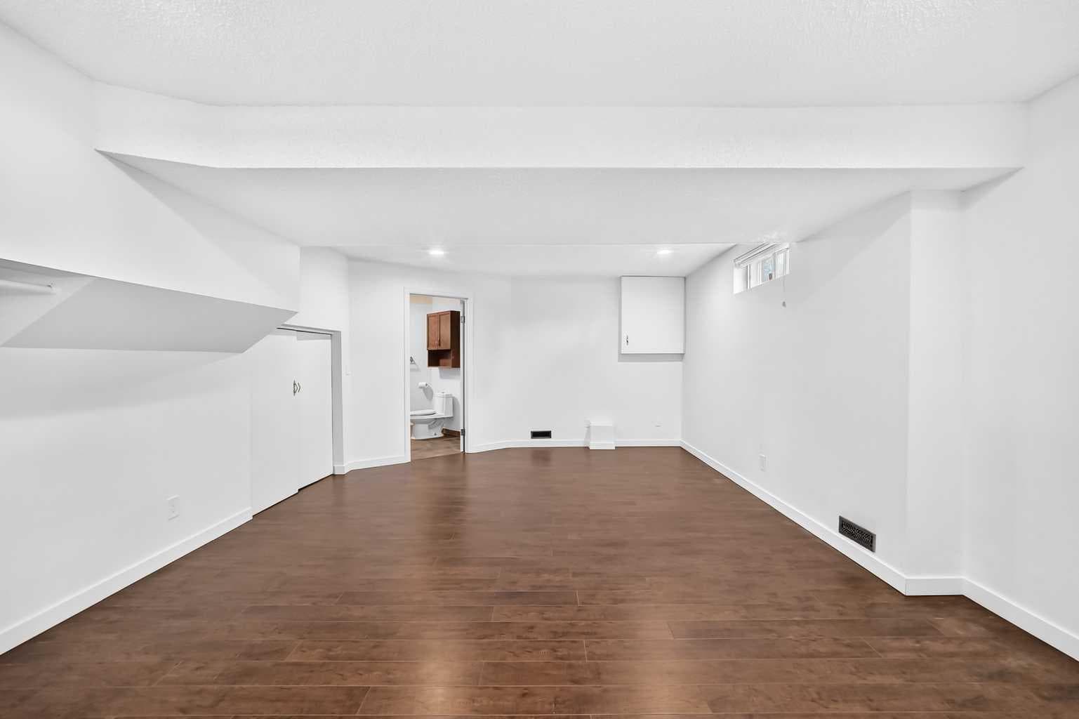 2509 Douglas Woods Link SE