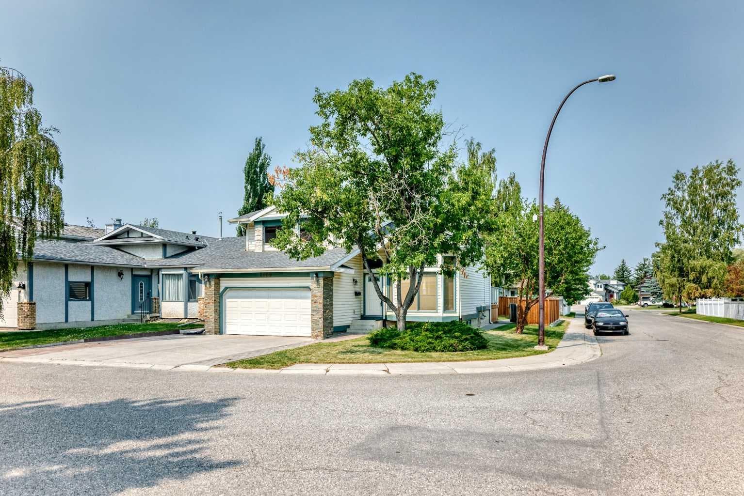 2509 Douglas Woods Link SE