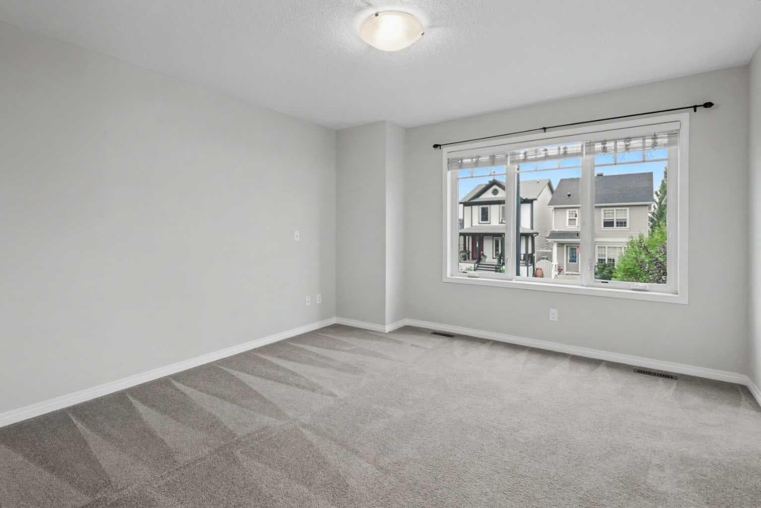 127 Prestwick Villas SE