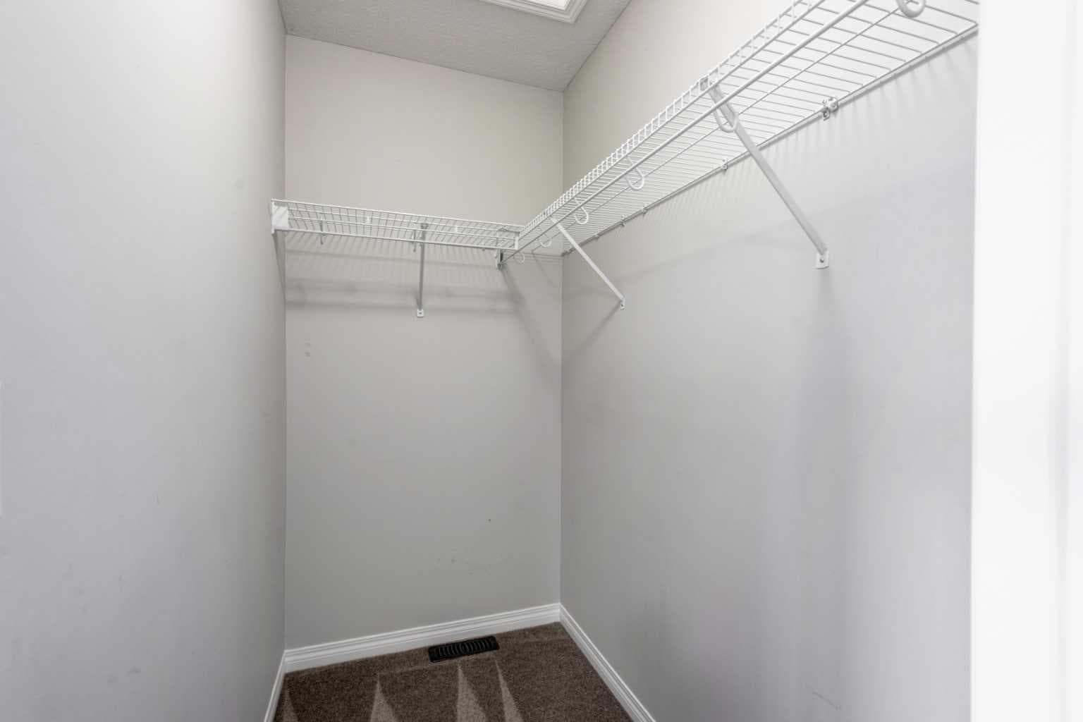 127 Prestwick Villas SE