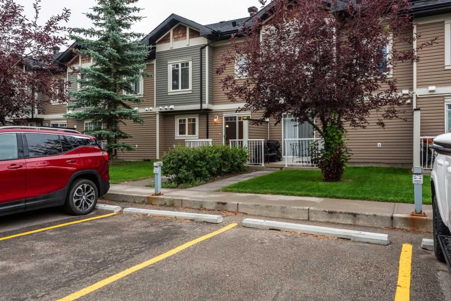 127 Prestwick Villas SE
