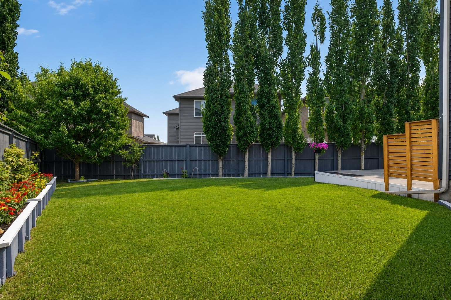 108 Kinniburgh Close 