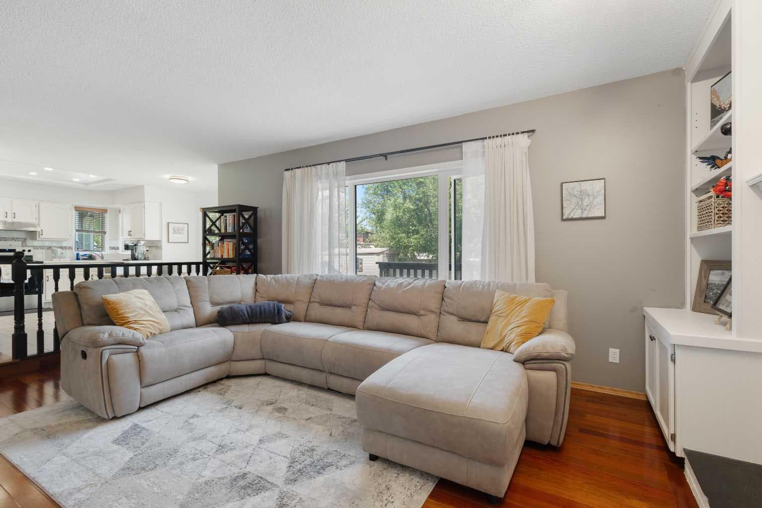 136 Harvest Hills Drive NE