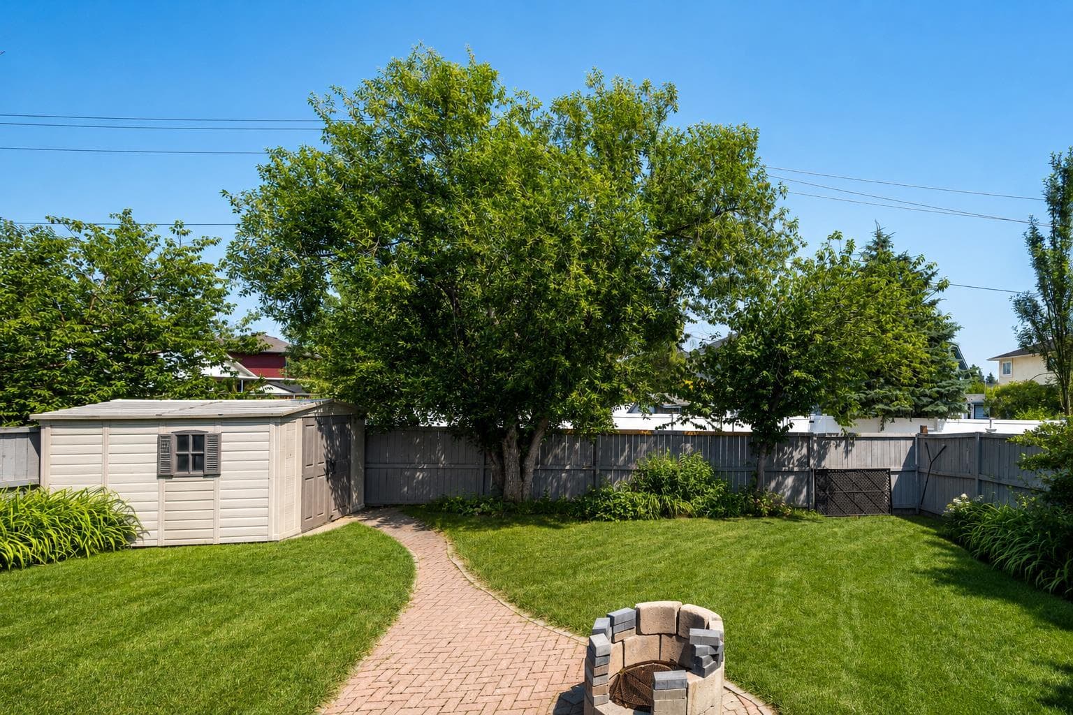 136 Harvest Hills Drive NE