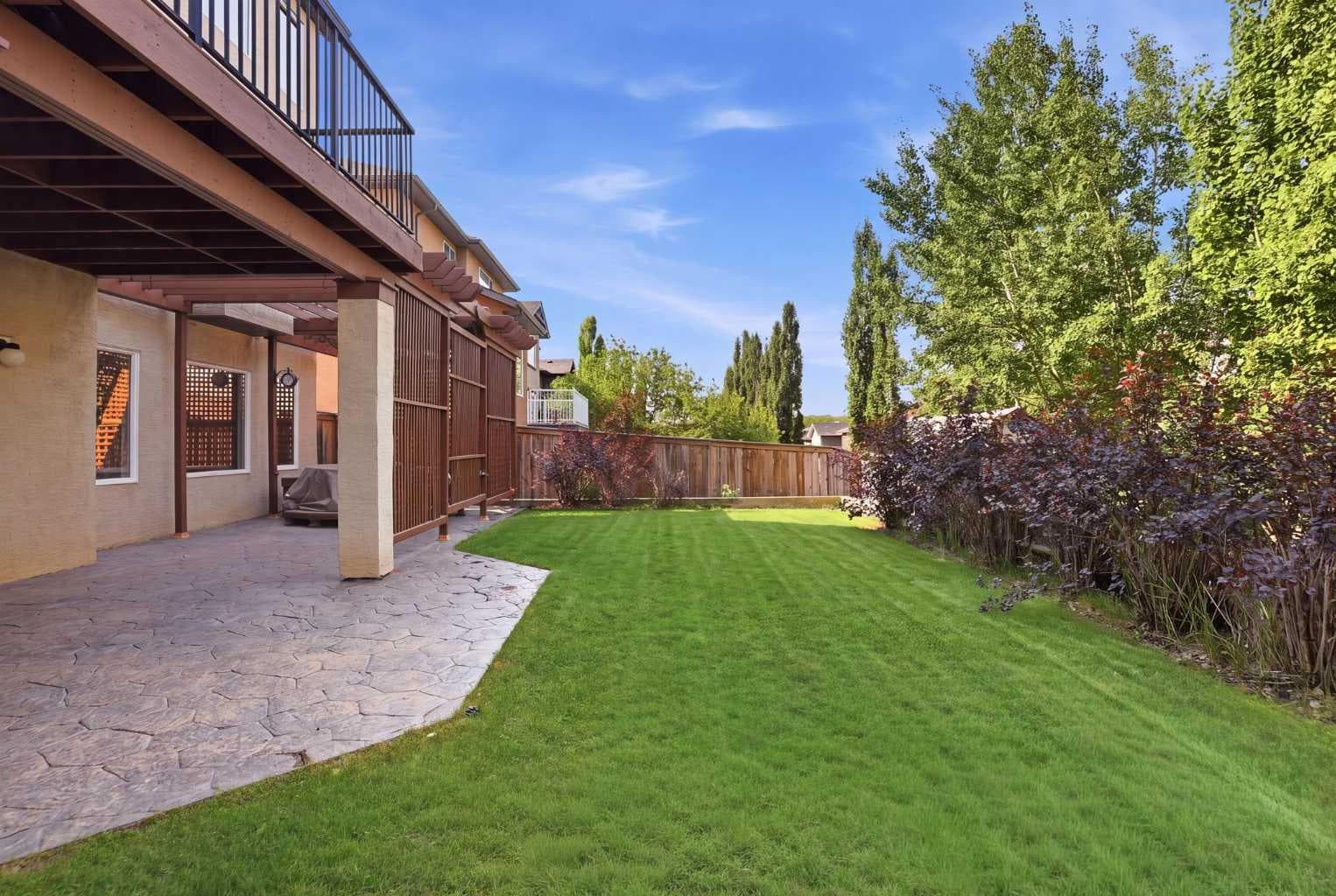 133 Aspen Stone Road SW