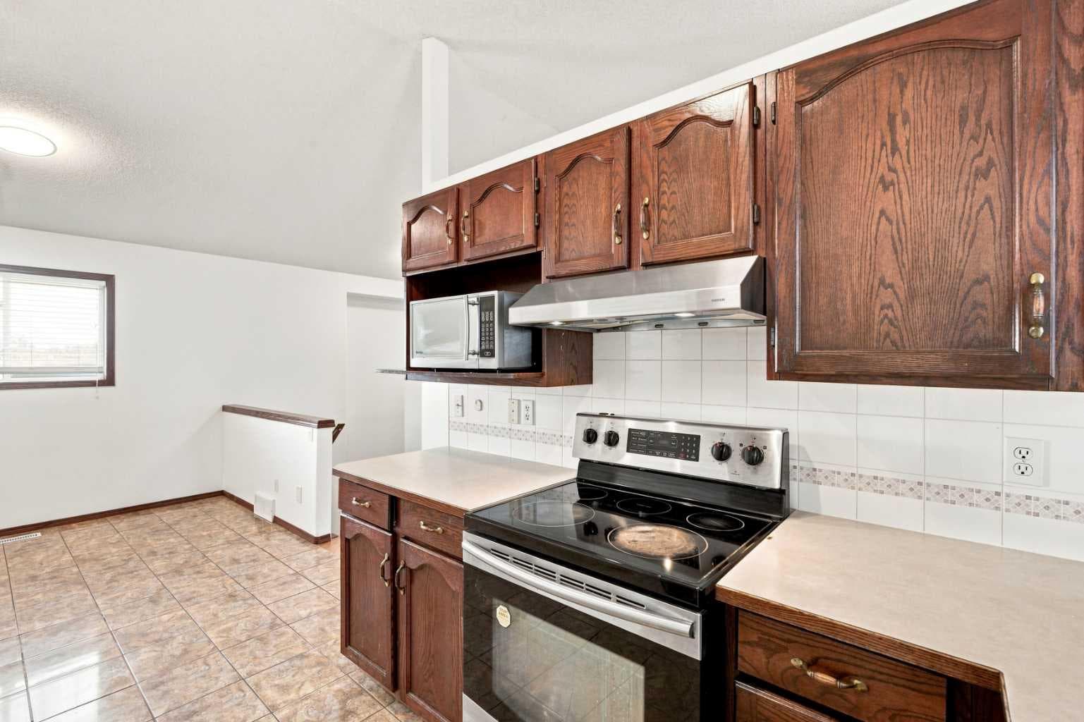 279 Coral Springs Circle NE