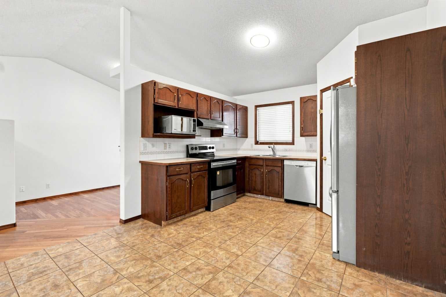 279 Coral Springs Circle NE