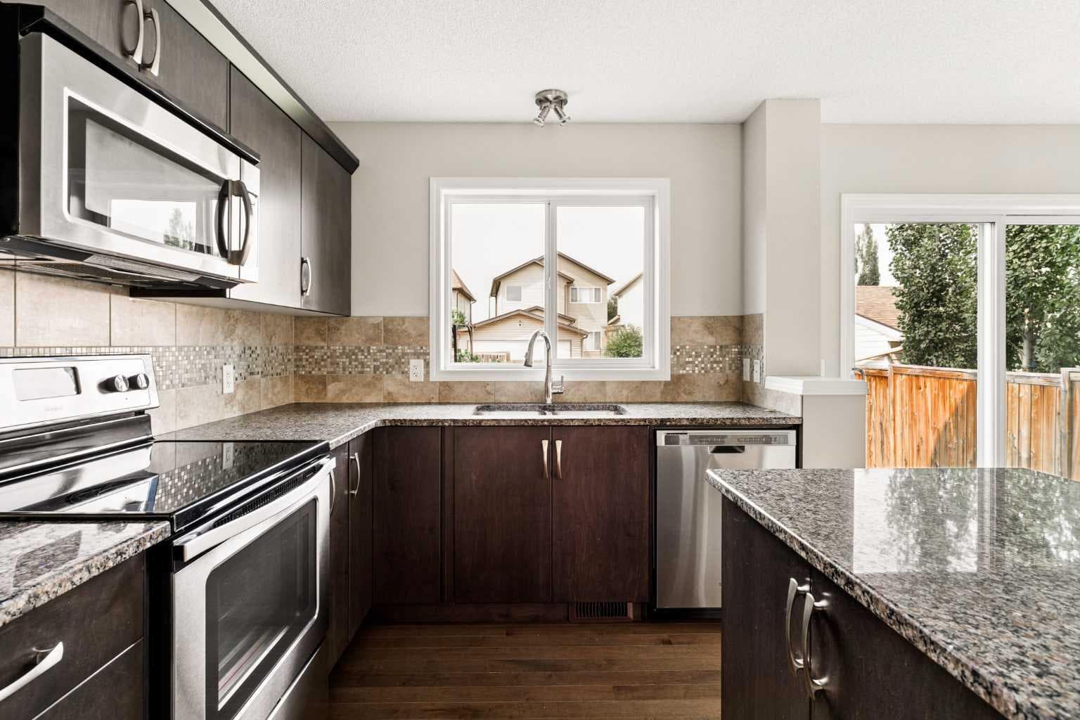 59 Elgin Meadows Park SE