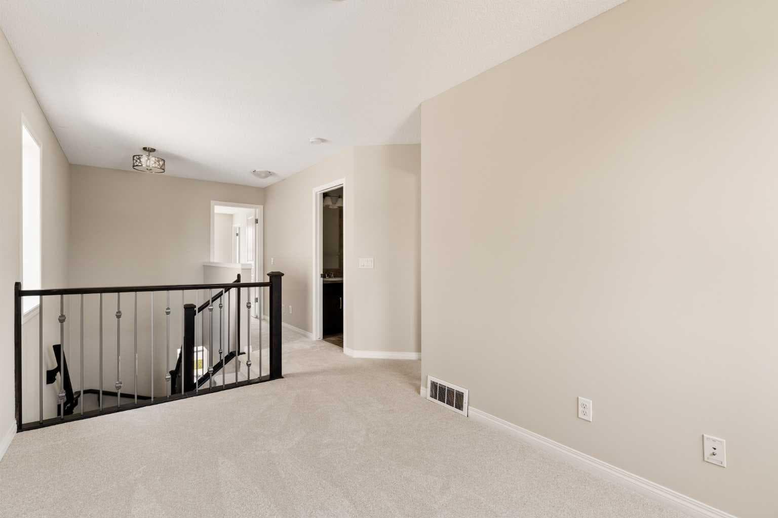 59 Elgin Meadows Park SE
