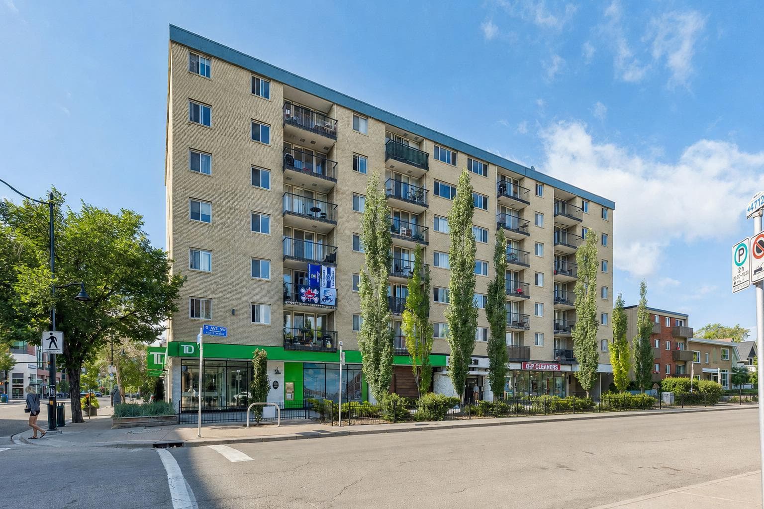 206, 505 19 Avenue SW