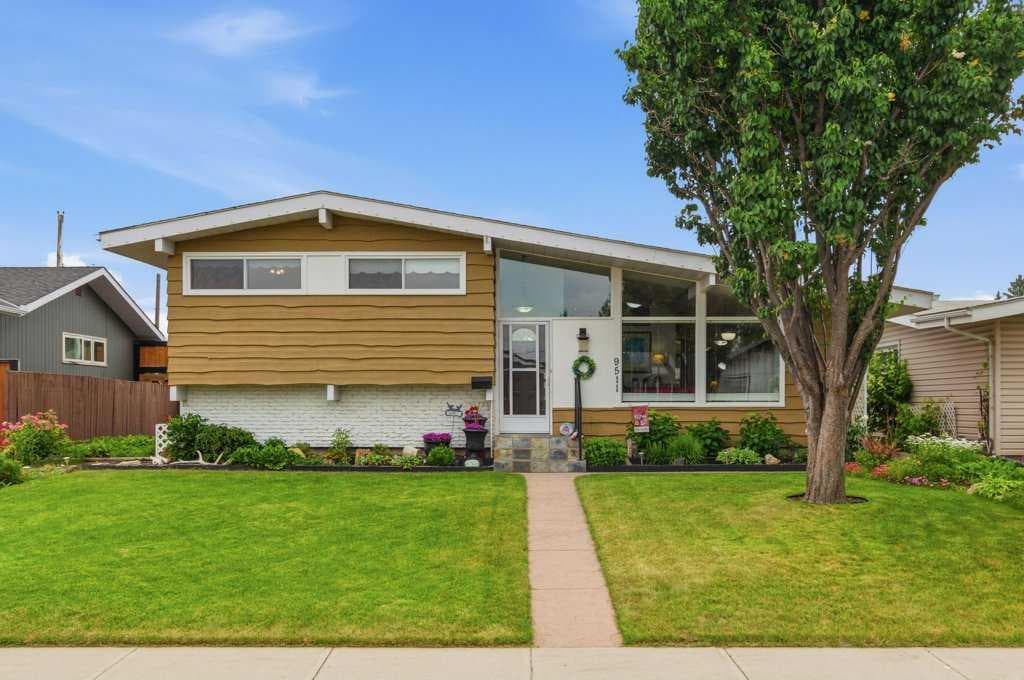 9511 Academy Drive SE