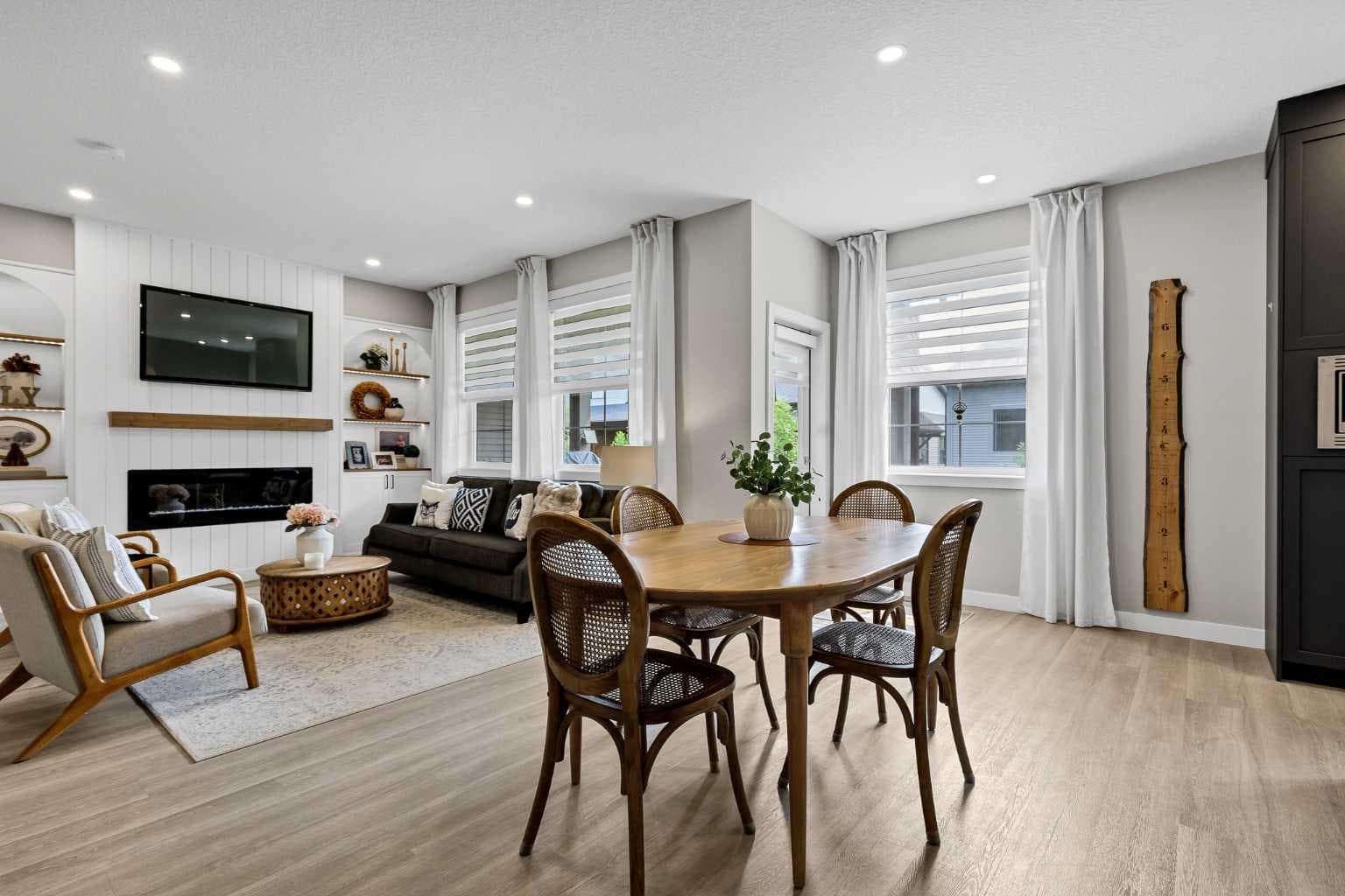 1803, 201 Cooperswood Green SW