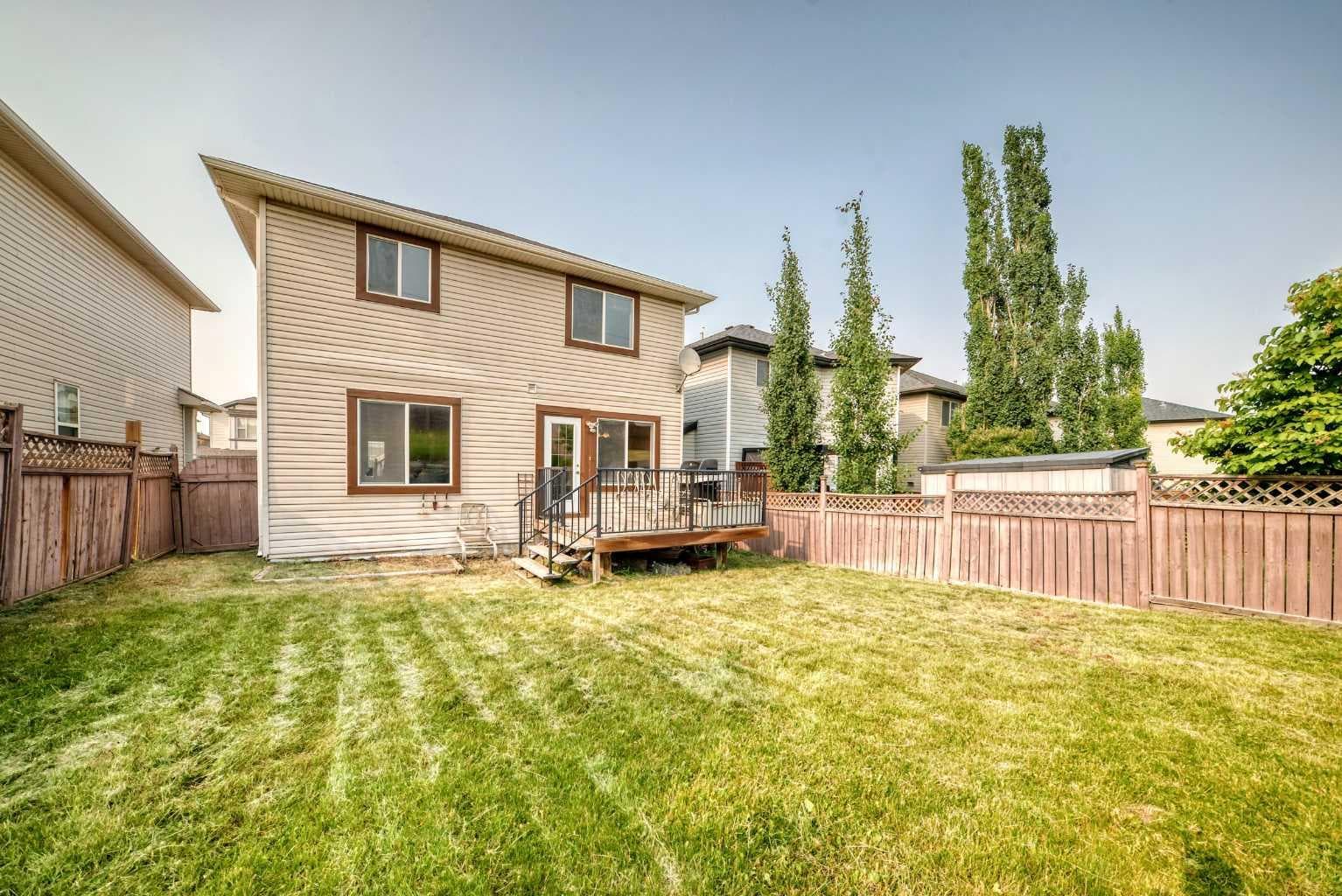 163 Valley Crest Close NW