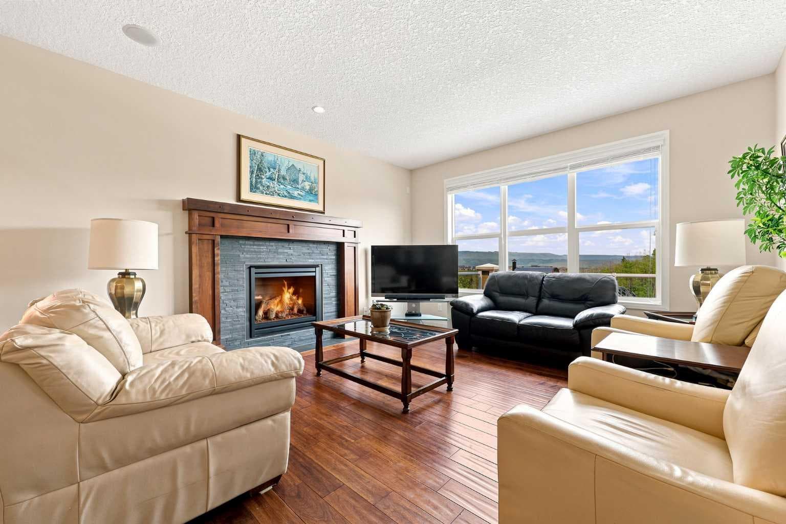 14 Ridge View Place 