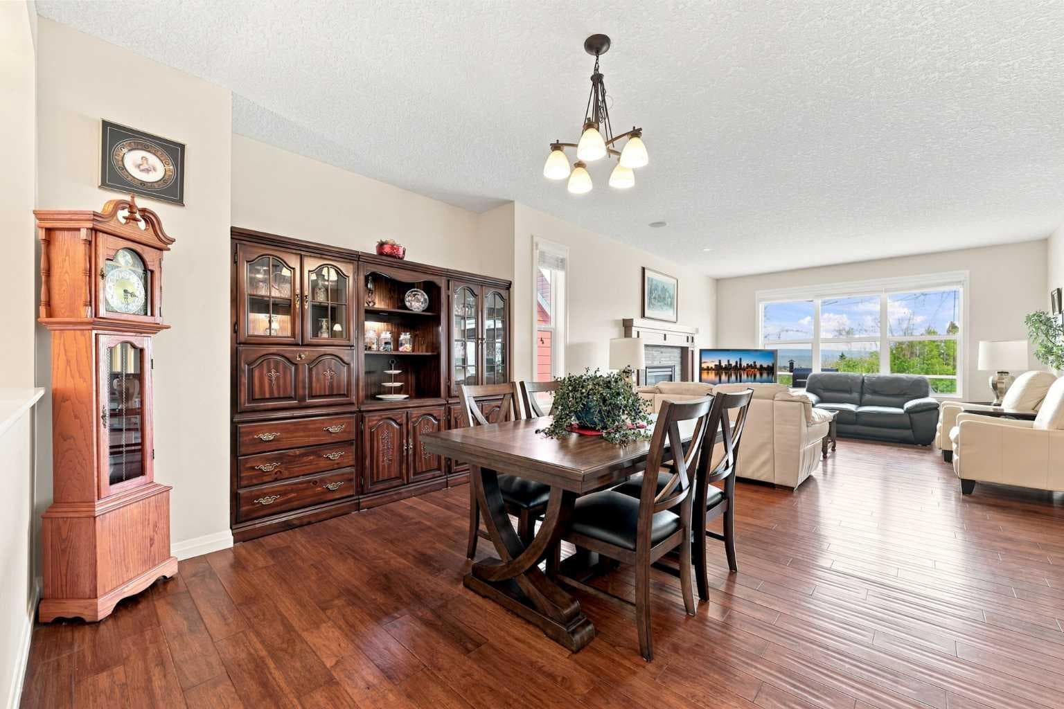 14 Ridge View Place 