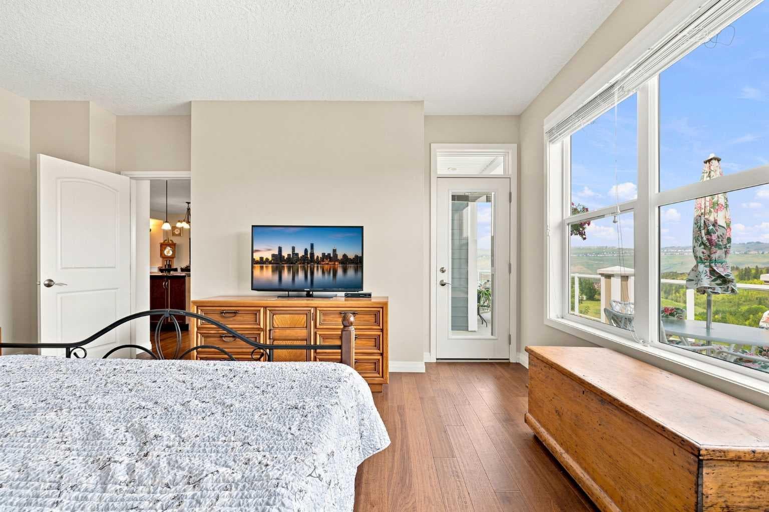 14 Ridge View Place 
