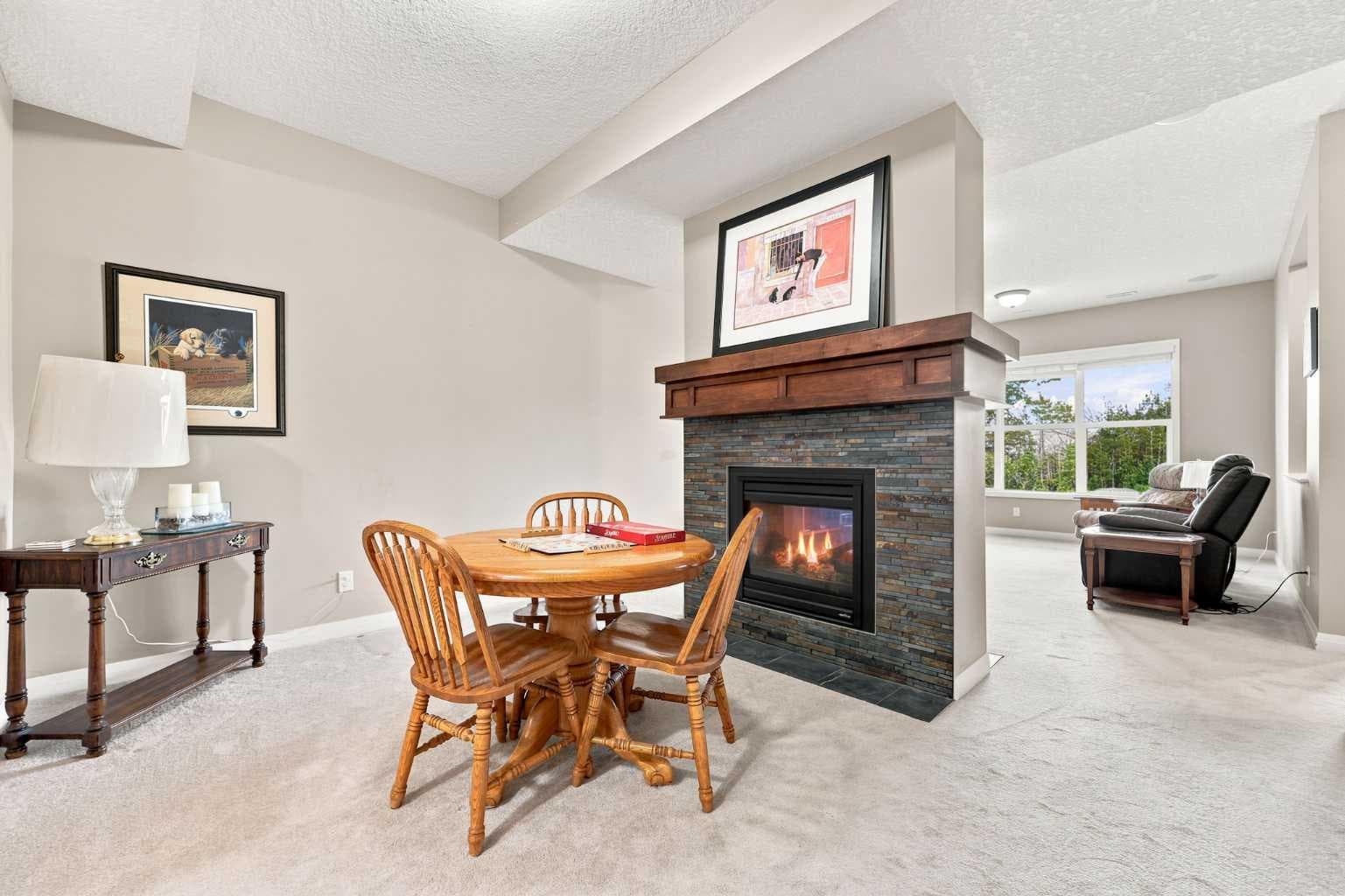 14 Ridge View Place 