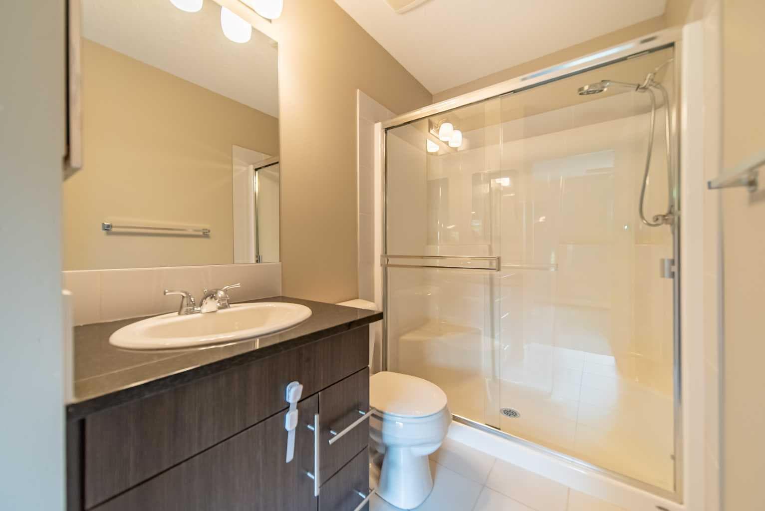 941 Mckenzie Towne Manor SE