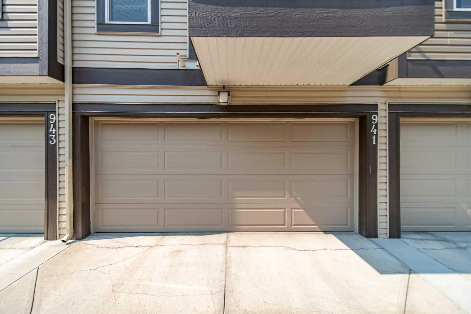 941 Mckenzie Towne Manor SE