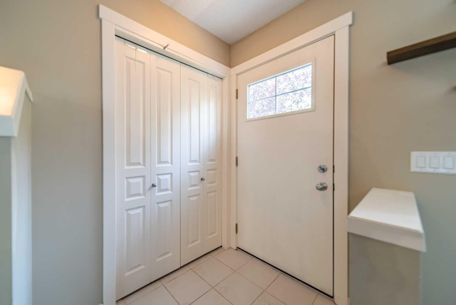 941 Mckenzie Towne Manor SE