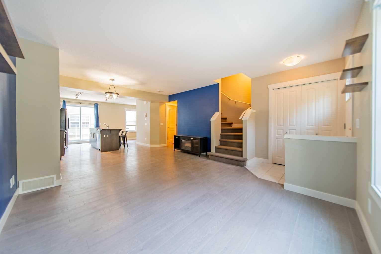 941 Mckenzie Towne Manor SE