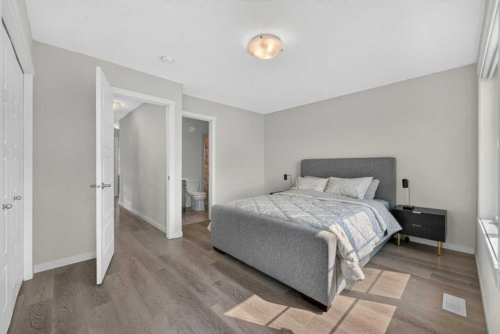 709, 474 Seton Circle SE