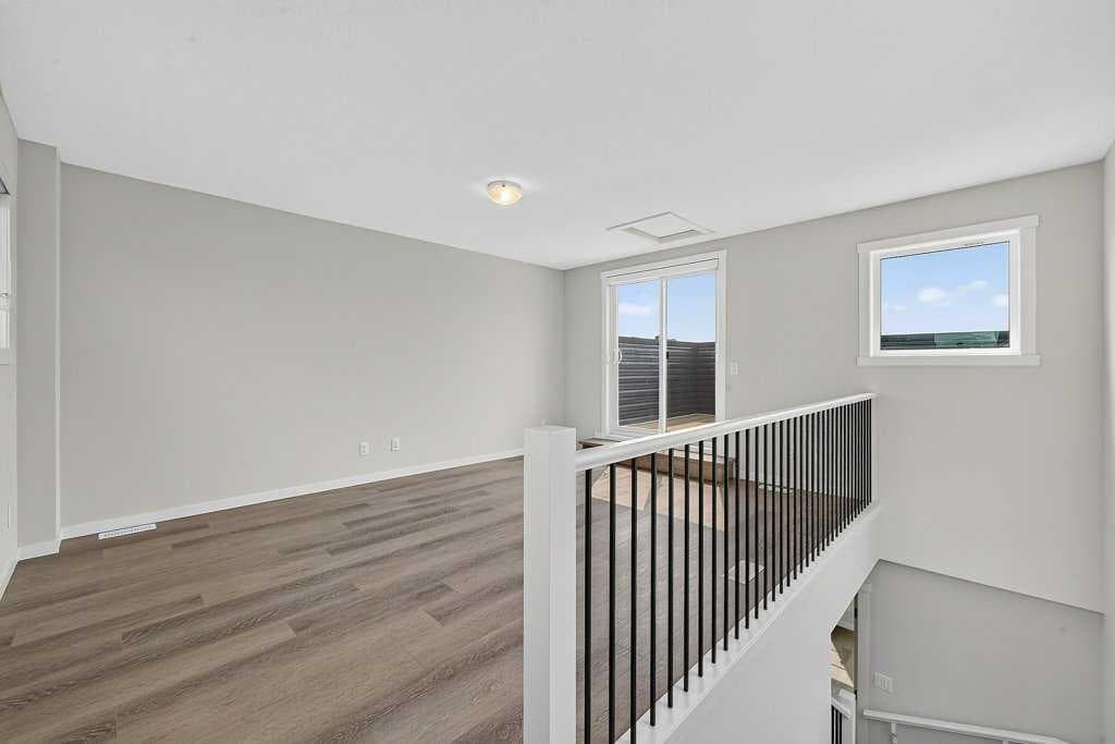 709, 474 Seton Circle SE