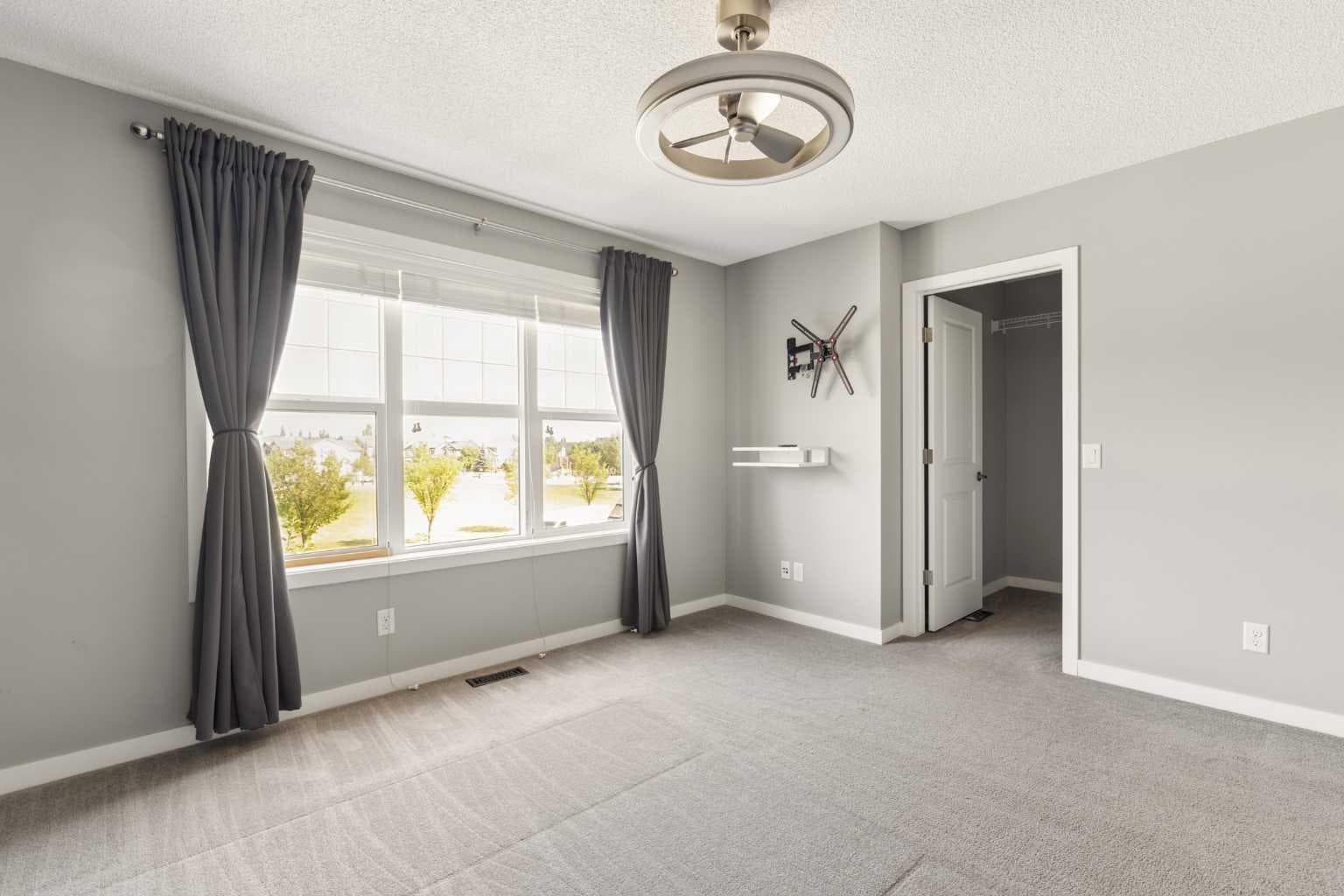 1037 New Brighton Park SE