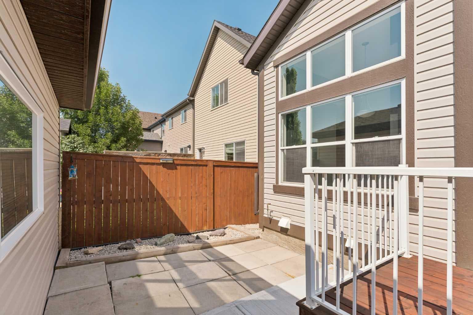 1037 New Brighton Park SE