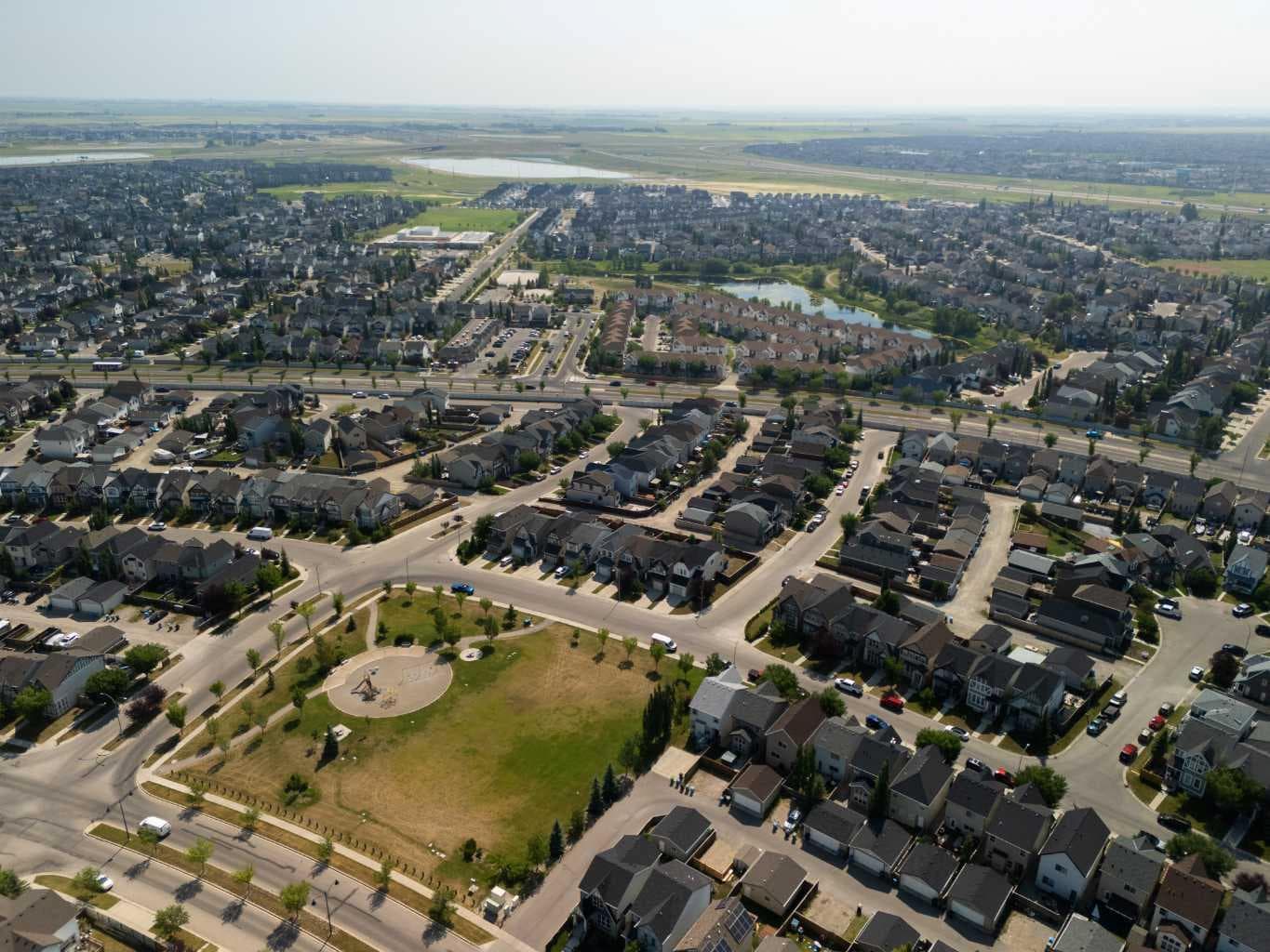 1037 New Brighton Park SE
