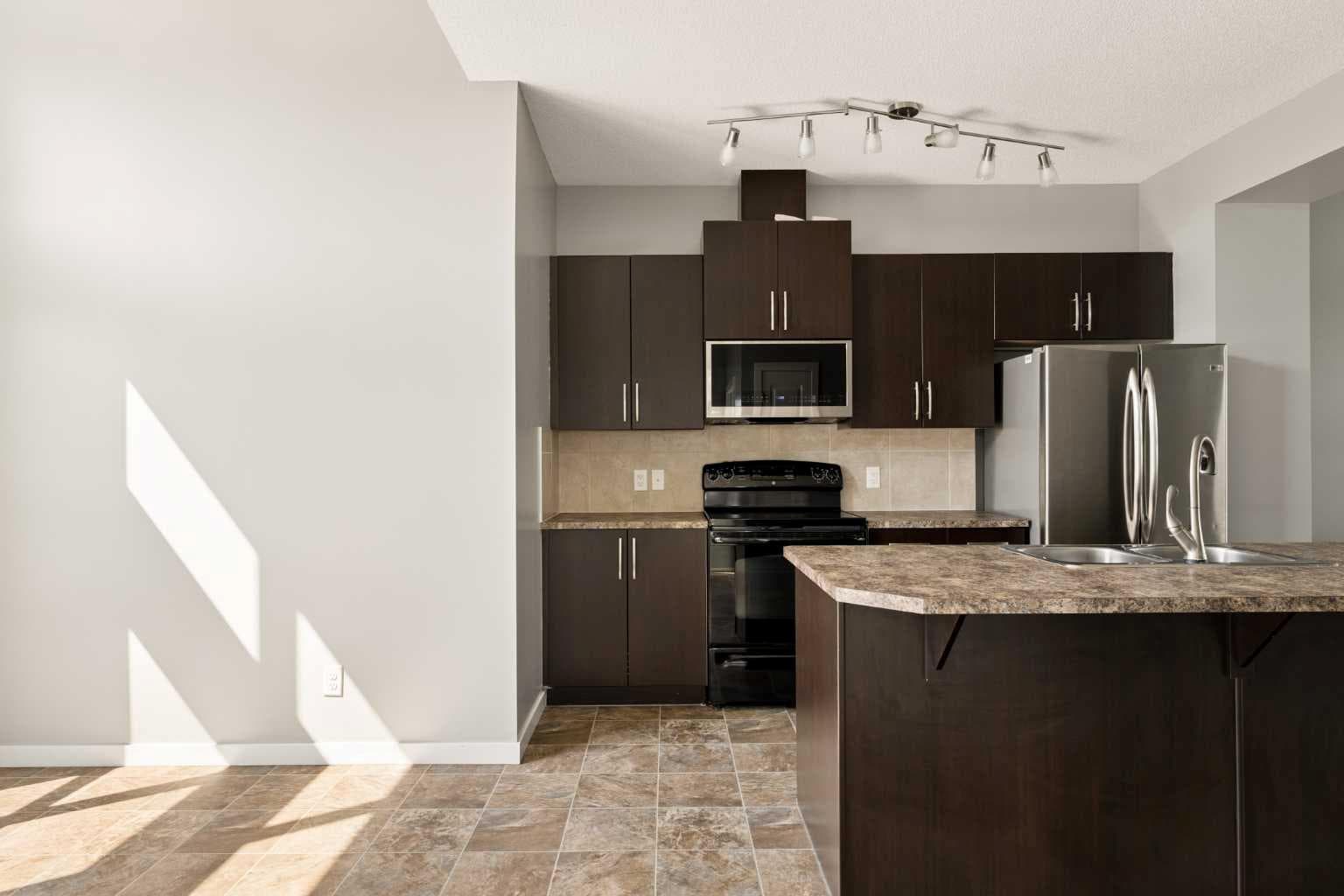 1037 New Brighton Park SE